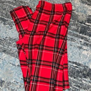 Women’s plaid pajama pants